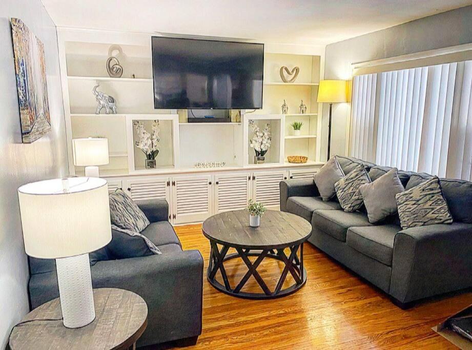 Adorable&Cozy Suburban Home Mins From Dwtn/Airport Rochester Exteriér fotografie